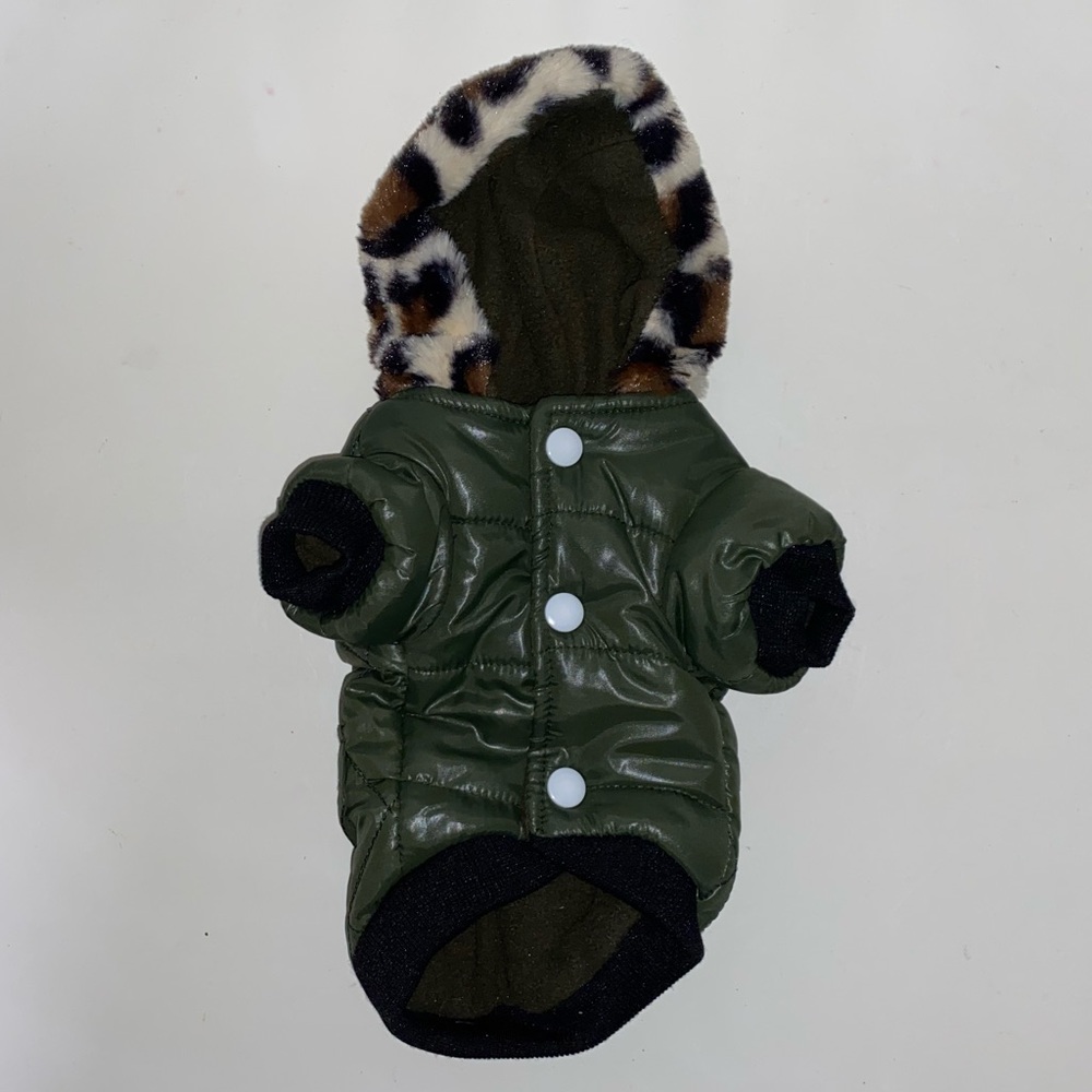 PETS - TINY DOG PUFFER COAT/JACKET - FLEECE LINES - HOOD w/Snaps - NEVER WORN